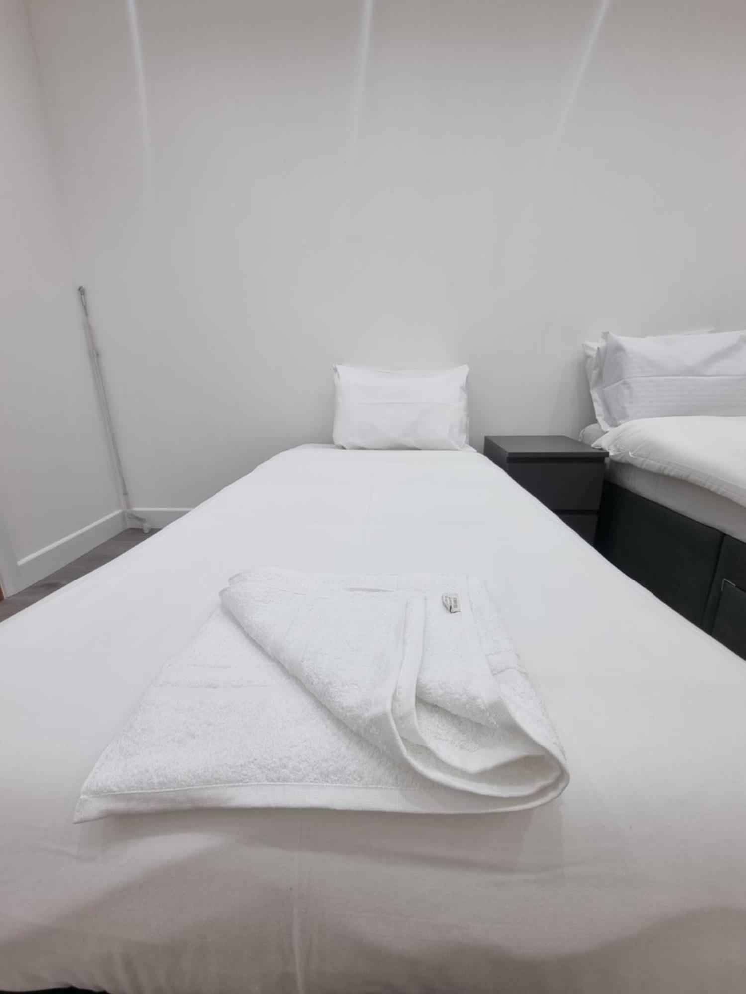 Brand New Studios In Harrow Esterno foto