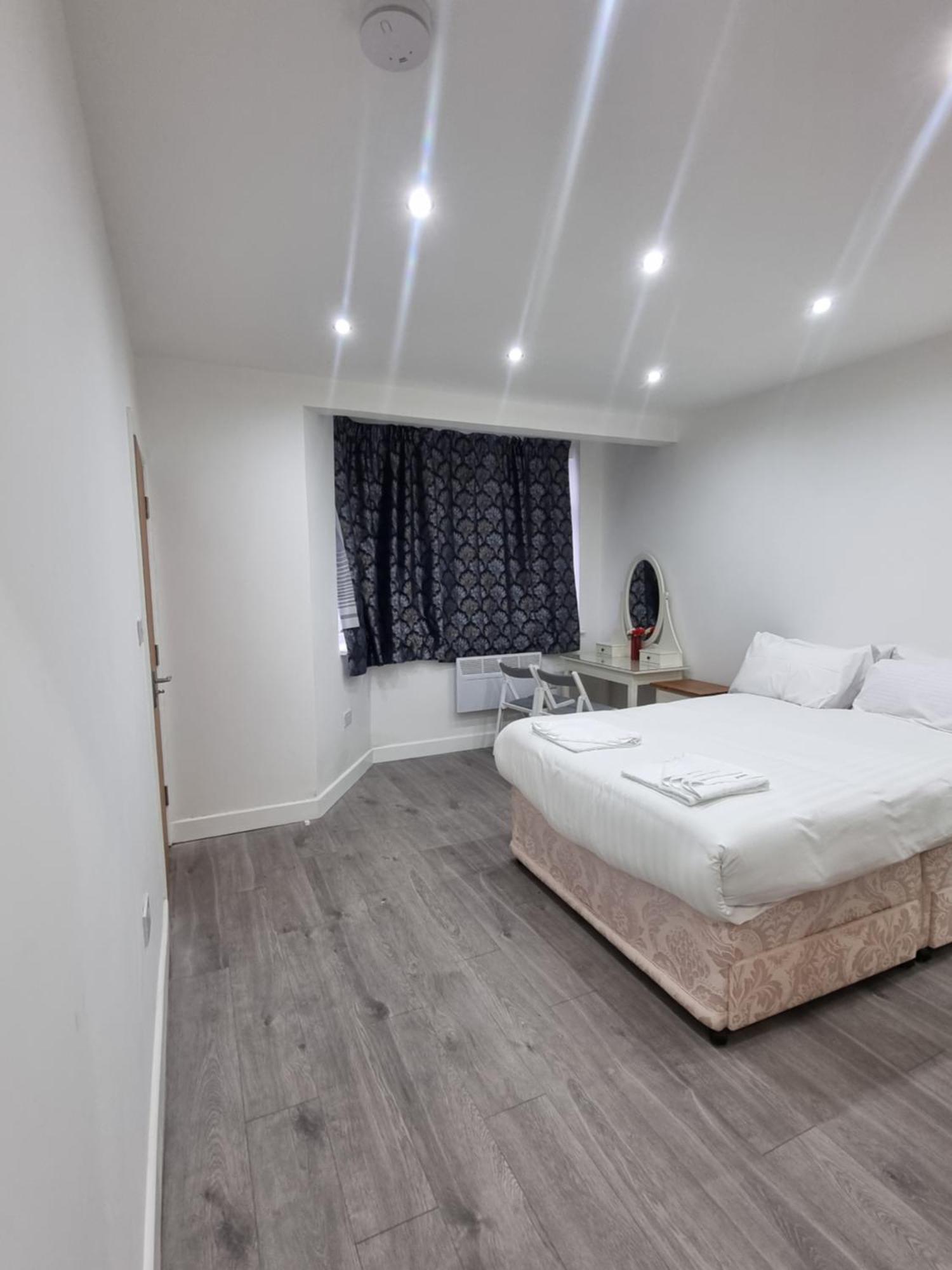 Brand New Studios In Harrow Esterno foto